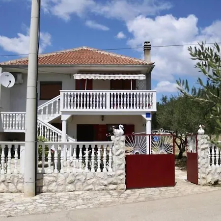 Maslina Holiday home *