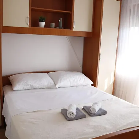 Holiday home Maslina Stankovci (Zadar)